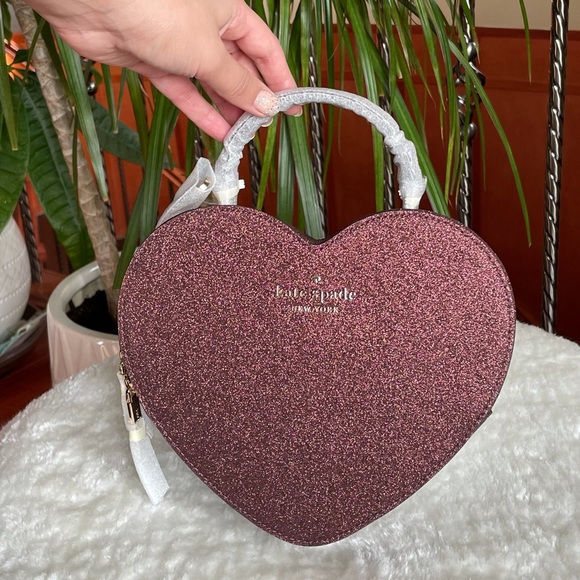 ‼️SOLD‼️ Kate Spade Heart Crossbody in Burgundy Glitter ✨✨ - Picture 11 of 12